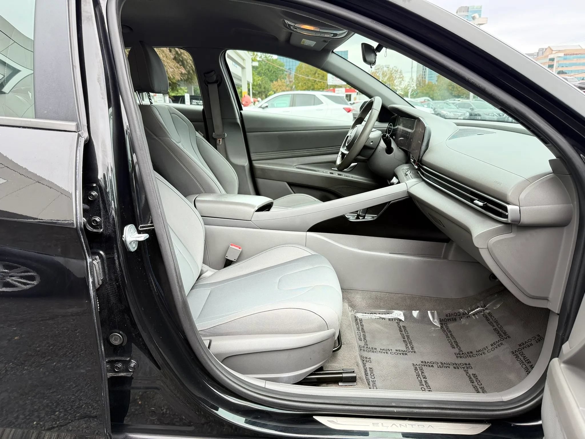 Used 2023 Hyundai Elantra SEL w/ Convenience Package FWD image 33