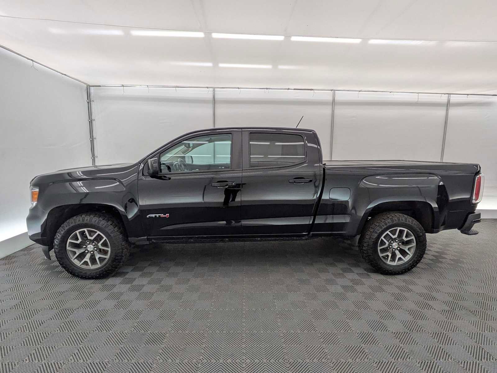 Used 2022 GMC Canyon AT4 image 3