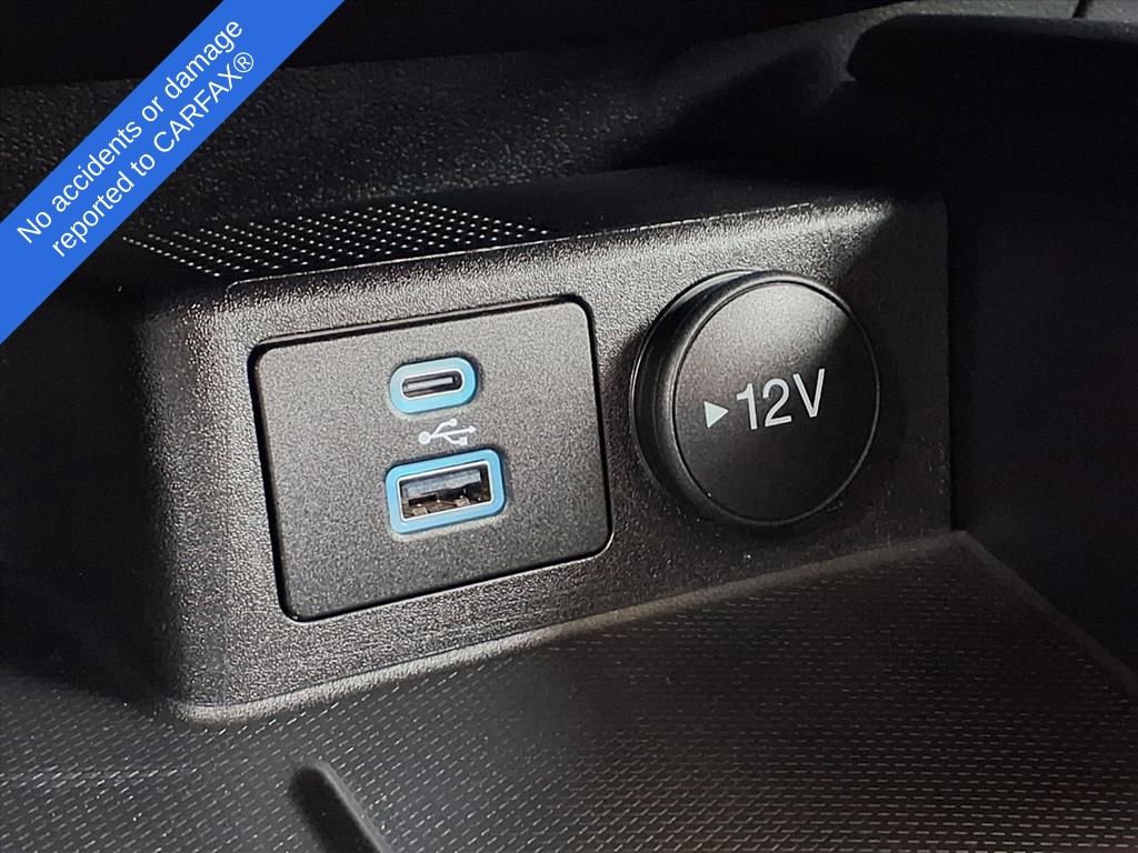 Used 2022 Ford Escape Titanium image 26