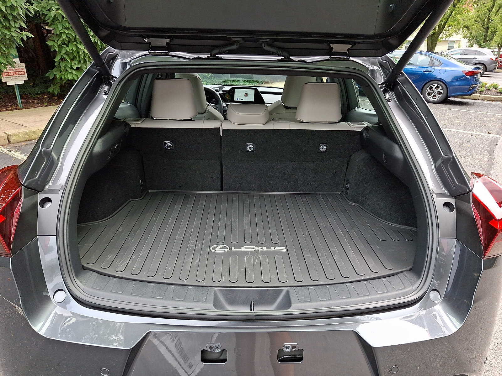 Certified 2026 Lexus UX 300h AWD w/ Accessory Package (2T) image 30