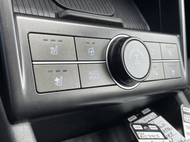Used 2024 Hyundai Kona Limited AWD/4WD image 19