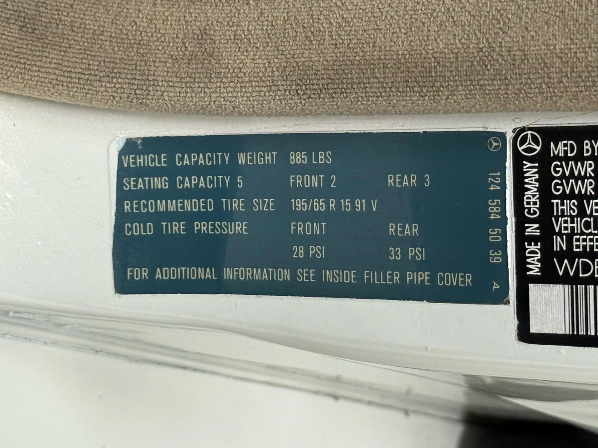 Used 1990 Mercedes-Benz 300 E 3.0 image 46