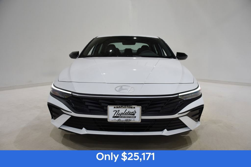 New 2026 Hyundai Elantra Sport image 2