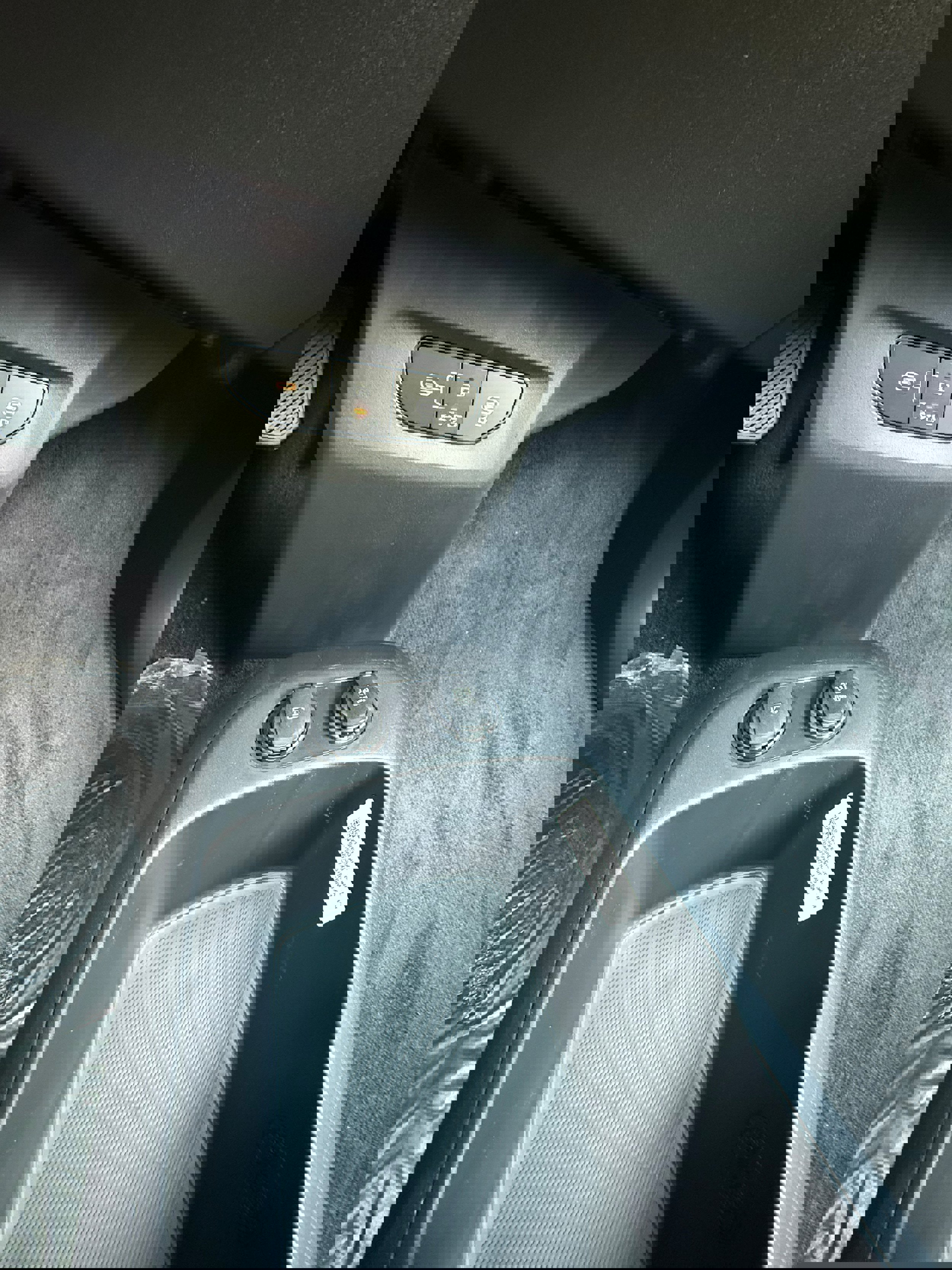 New 2025 Kia EV6 Wind image 23