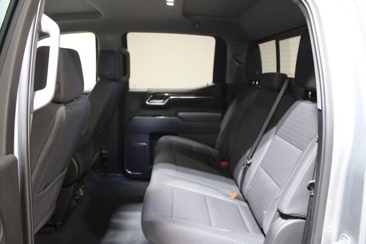 New 2026 GMC Sierra 1500 SLE image 21