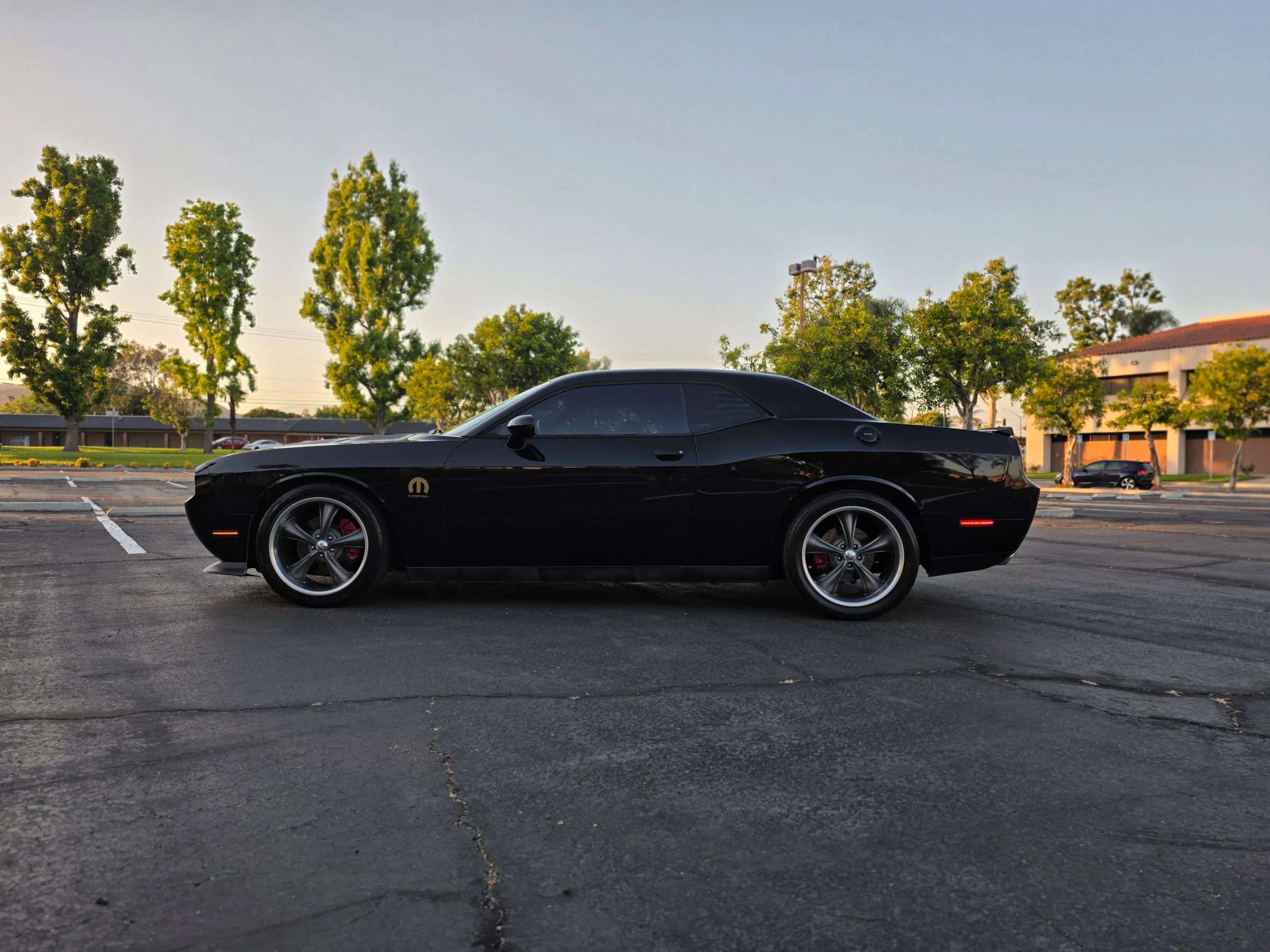 Used 2014 Dodge Challenger R/T w/ Blacktop Package RWD image 7