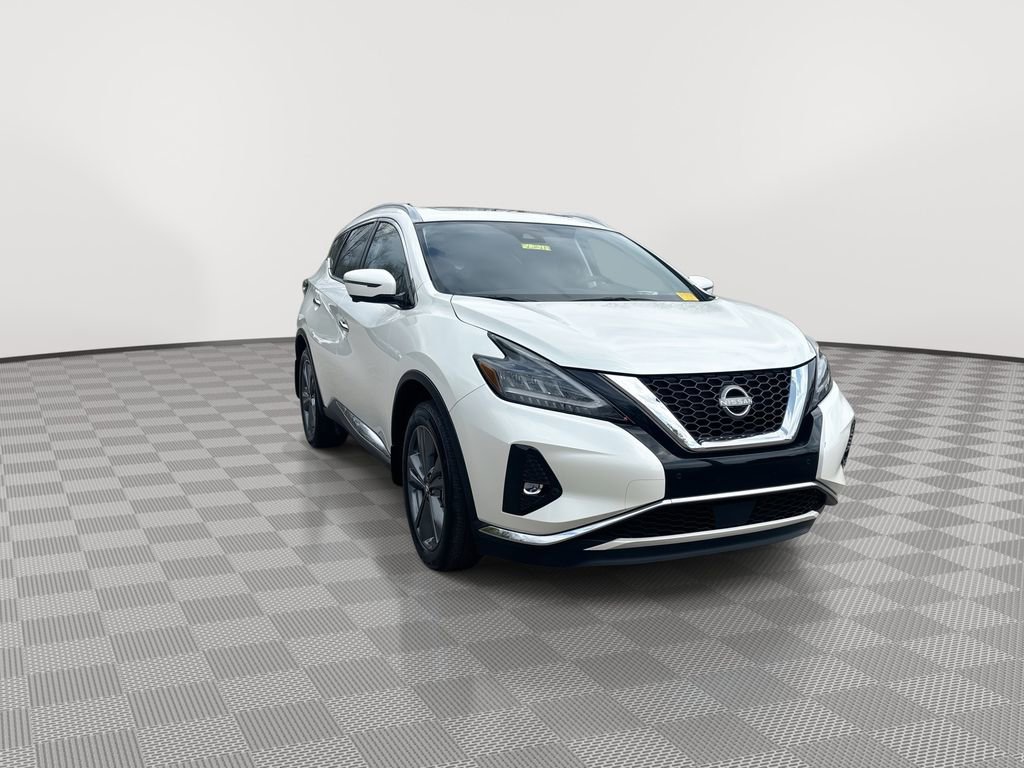 Certified 2024 Nissan Murano Platinum w/ Cargo Package image 3