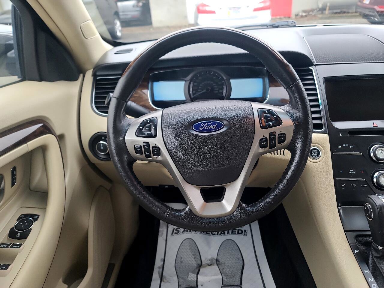Used 2015 Ford Taurus Limited image 15