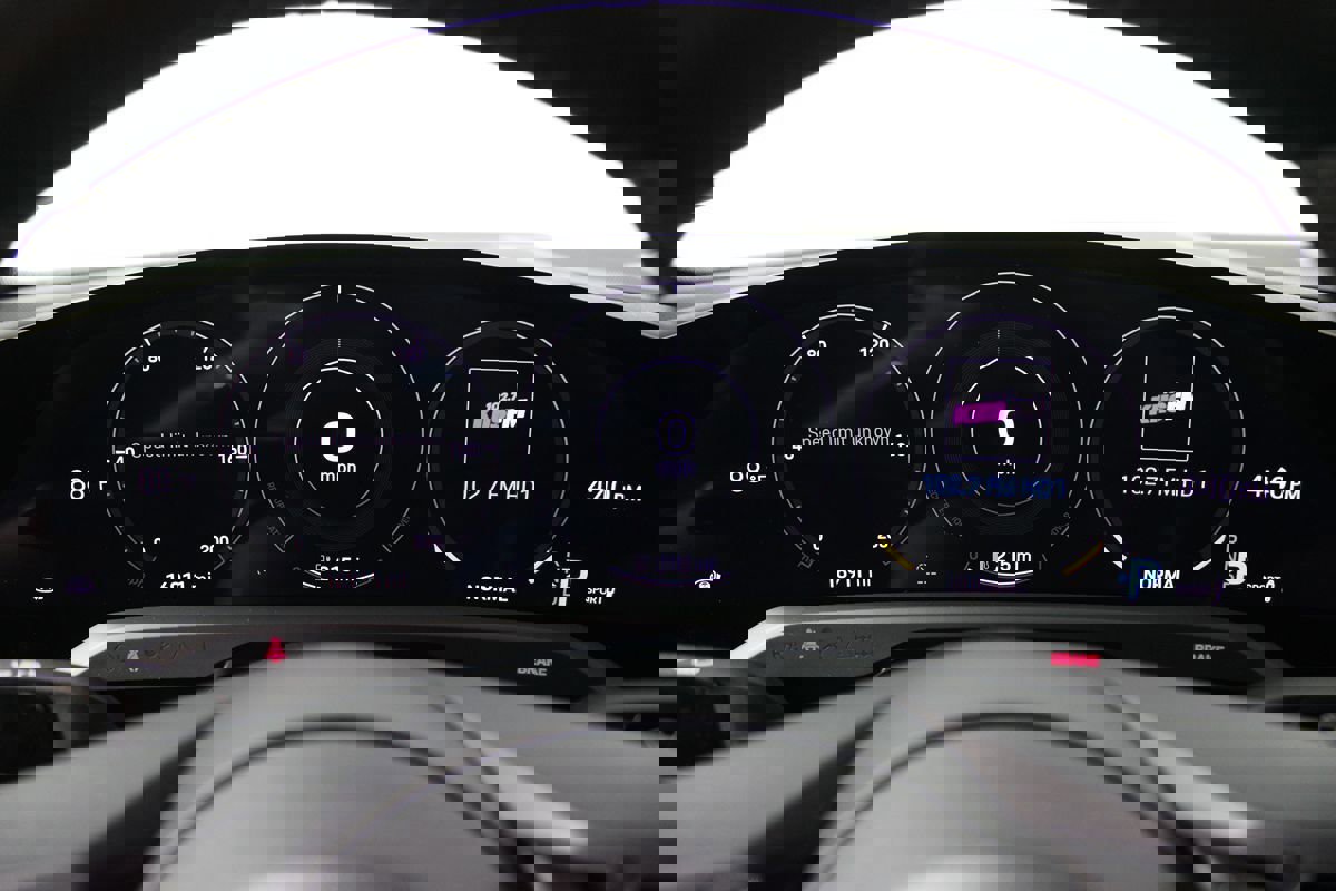 Used 2020 Porsche Taycan 4S image 20