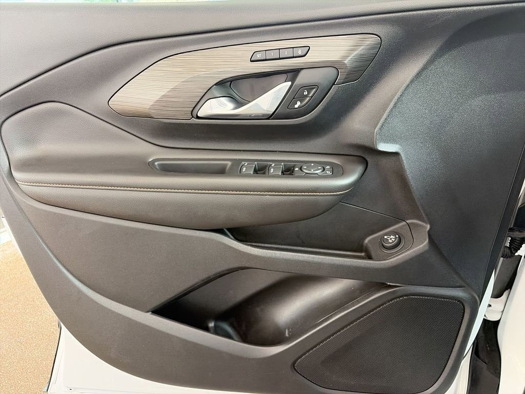 Used 2020 GMC Terrain SLT w/ Preferred Package FWD image 28