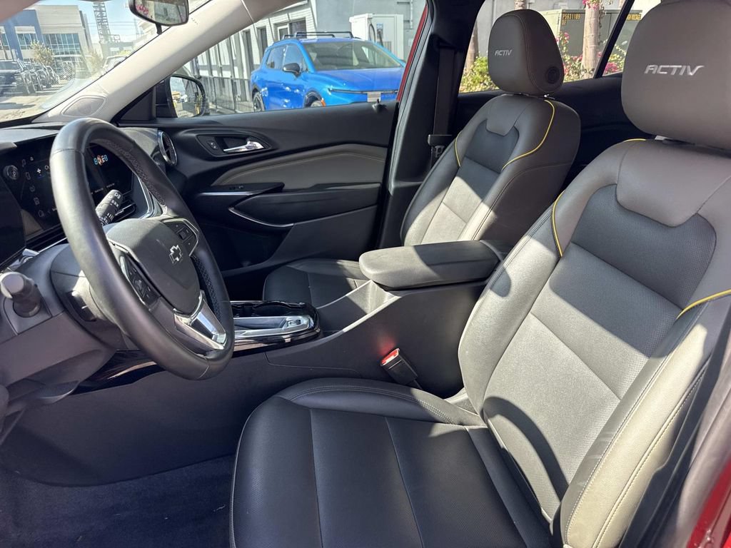 Used 2024 Chevrolet Trax ACTIV w/ Driver Confidence Package FWD image 18