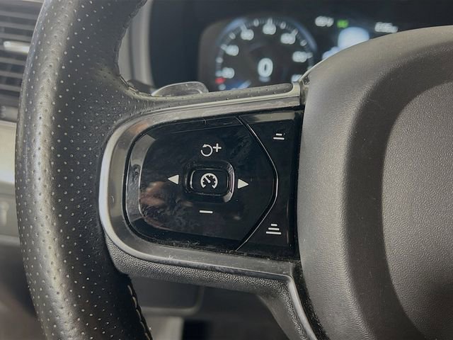 Used 2016 Volvo XC90 T6 R-Design w/ Protection Package Plus image 16