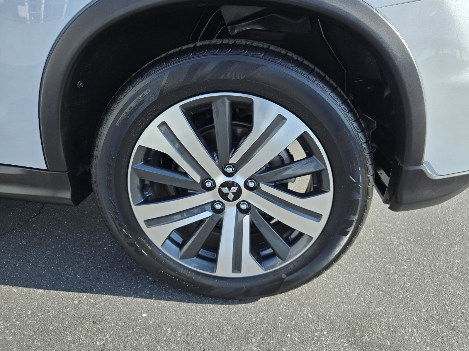 Used 2024 Mitsubishi Outlander Sport SE image 33