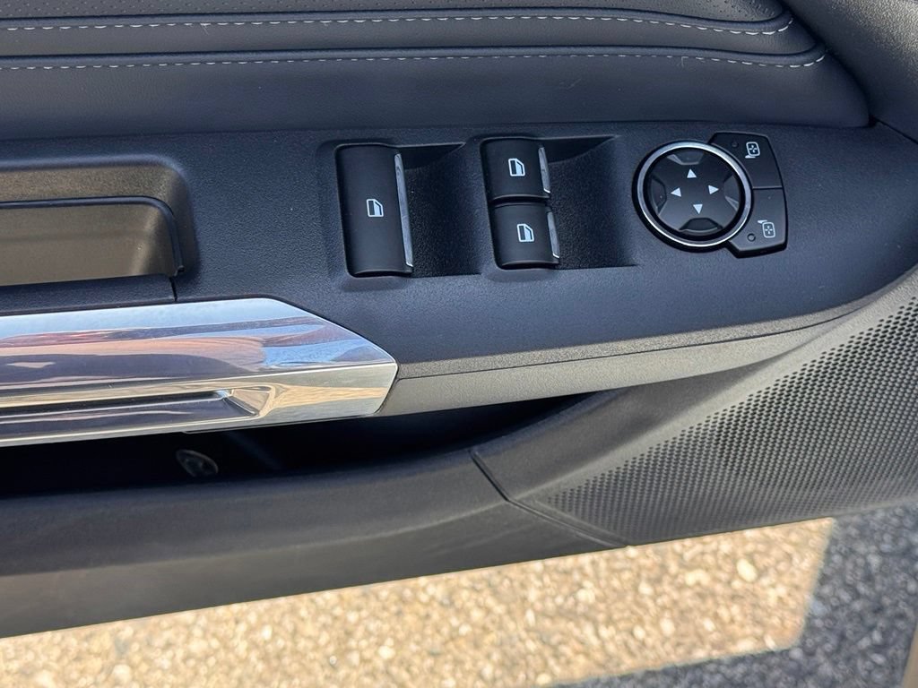 Used 2025 Ford Mustang GT Premium RWD image 16