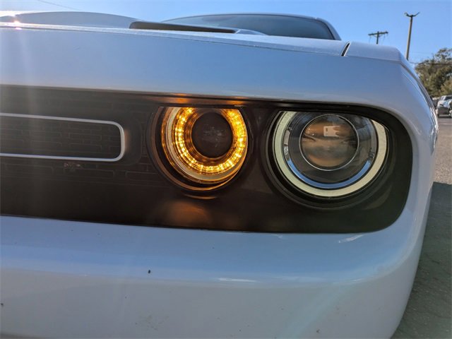 Used 2020 Dodge Challenger SXT image 9