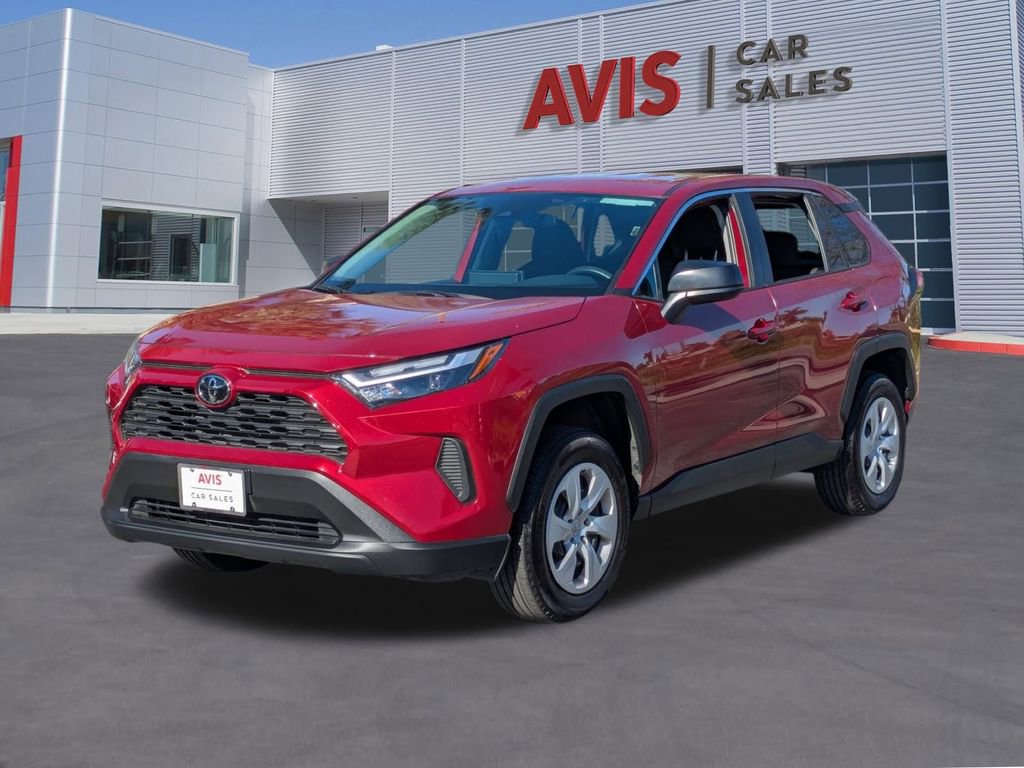 Used 2025 Toyota RAV4 LE image 1