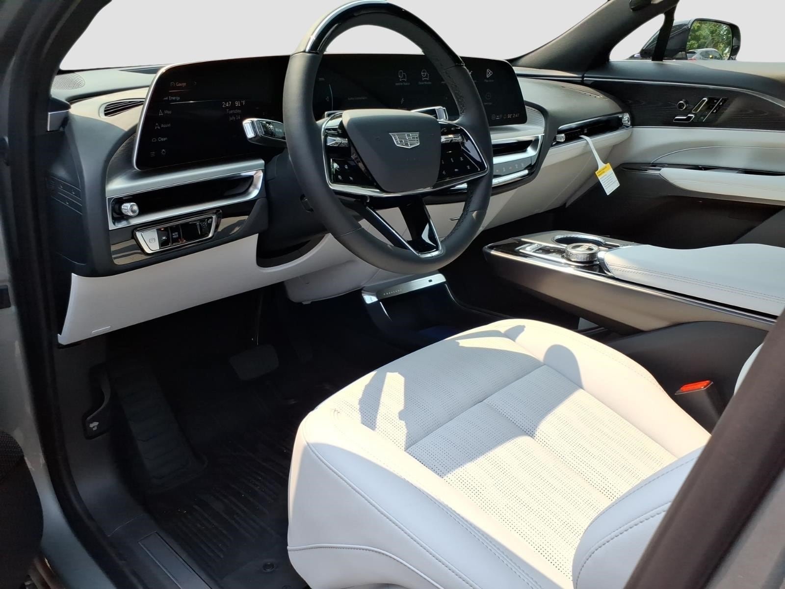 New 2026 Cadillac Lyriq Sport AWD/4WD image 12