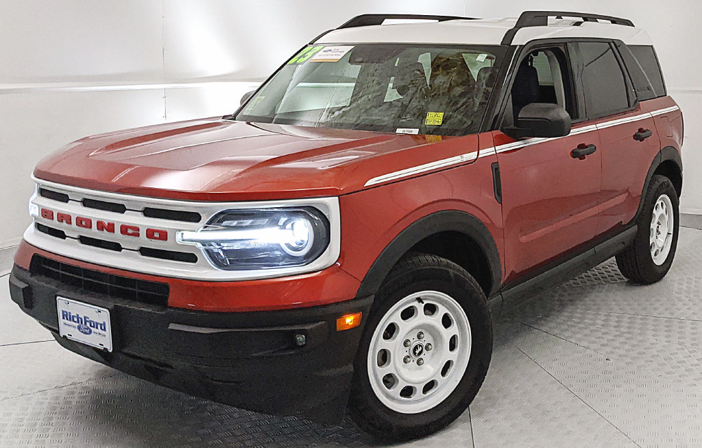 Certified 2023 Ford Bronco Sport Heritage w/ Heritage Convenience Package AWD/4WD image 6