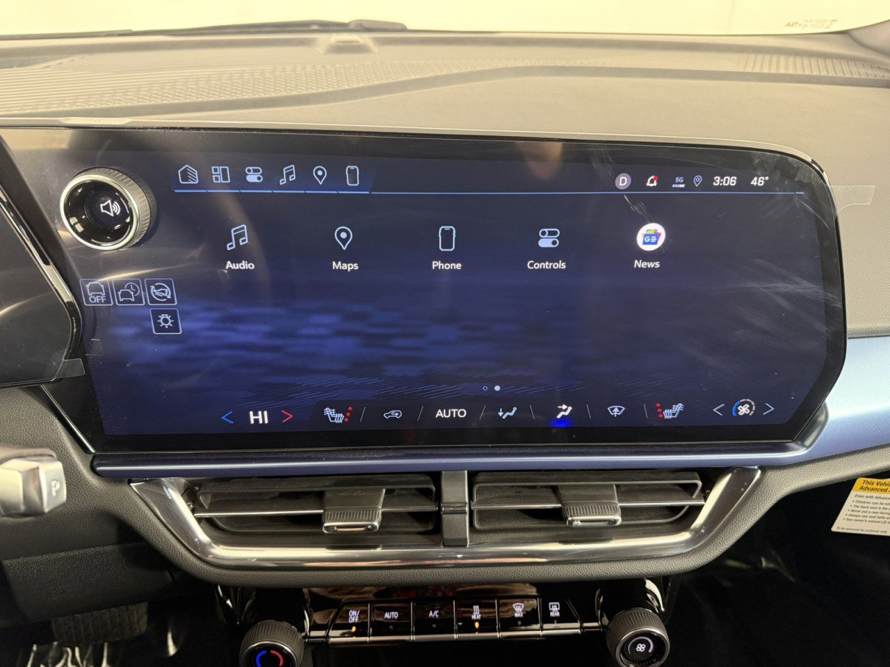 Used 2026 Chevrolet Equinox EV LT image 19