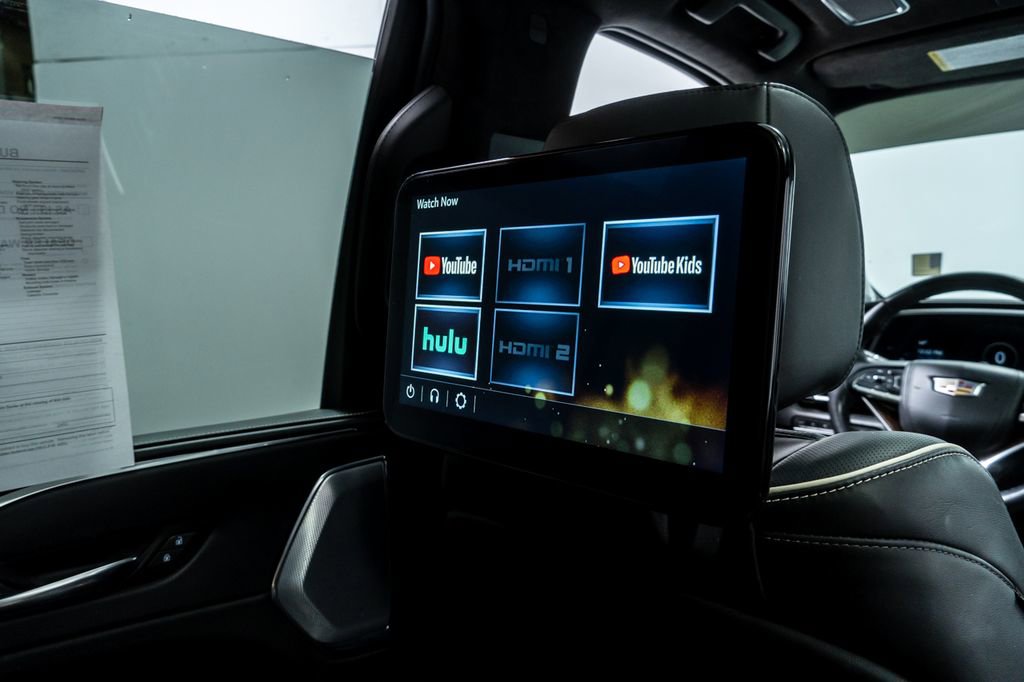 Used 2022 Cadillac Escalade Sport Platinum w/ Heavy-Duty Trailer Package image 38