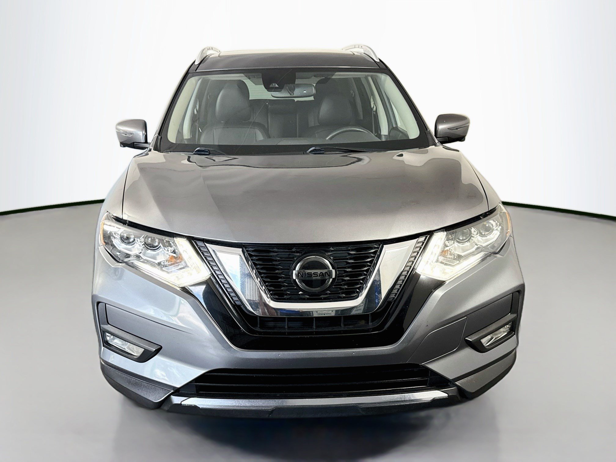 Used 2019 Nissan Rogue SL w/ Premium Package AWD/4WD image 2