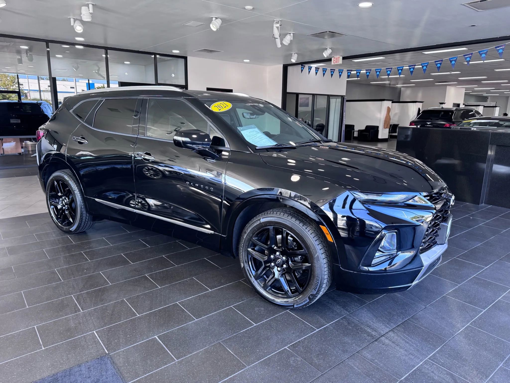 Used 2021 Chevrolet Blazer Premier w/ LPO, Black Accent Package AWD/4WD image 6