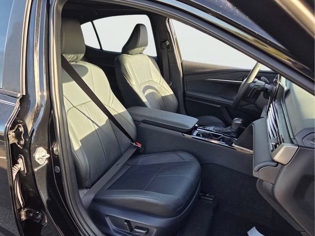 Used 2025 Toyota Camry XSE FWD image 19