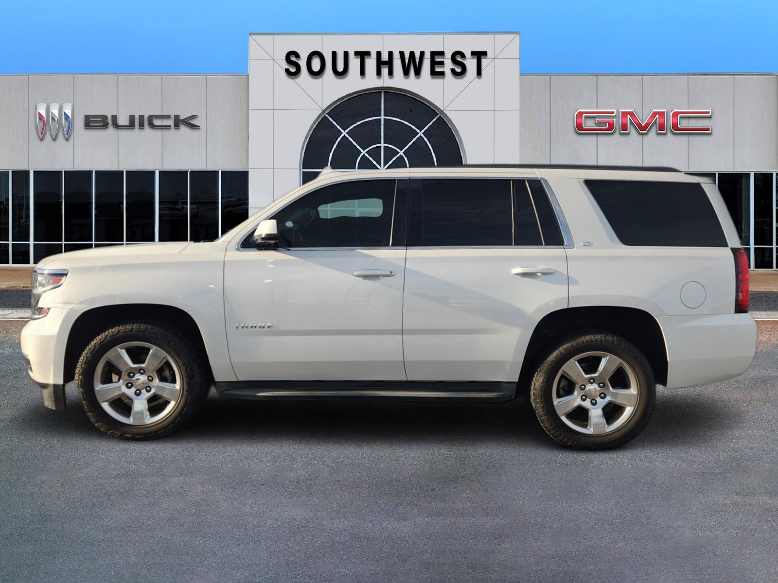 Used 2016 Chevrolet Tahoe LT RWD image 3