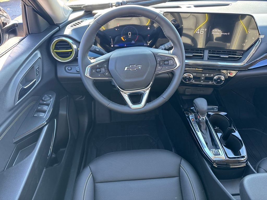 New 2026 Chevrolet Trax ACTIV w/ Sunroof Package FWD image 15