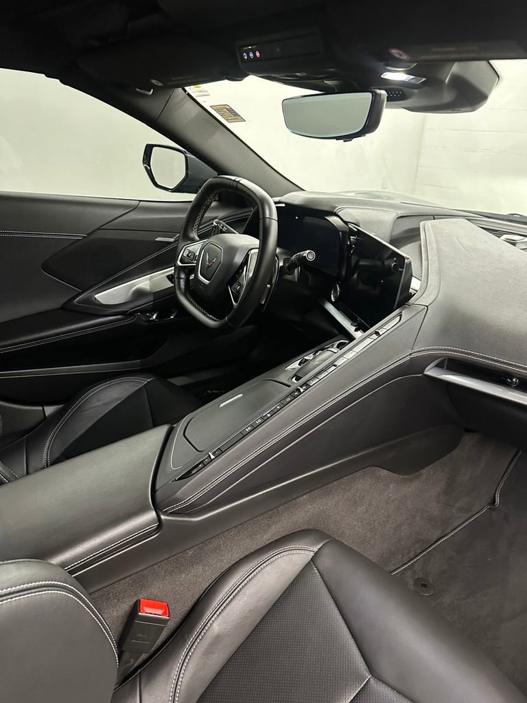 Used 2024 Chevrolet Corvette Stingray Coupe w/ Z51 Performance Package image 35