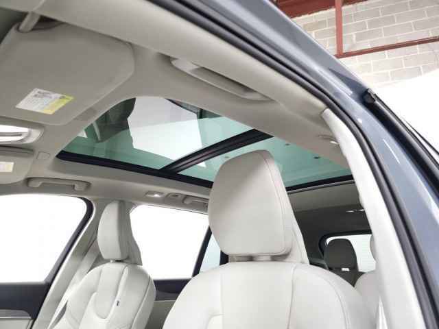 Certified 2023 Volvo XC90 T8 Plus image 19