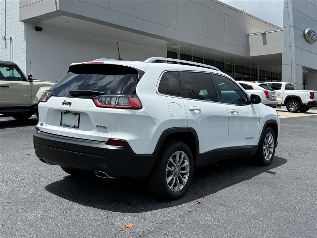 Used 2021 Jeep Cherokee Latitude Lux w/ Comfort/Convenience Group FWD image 4