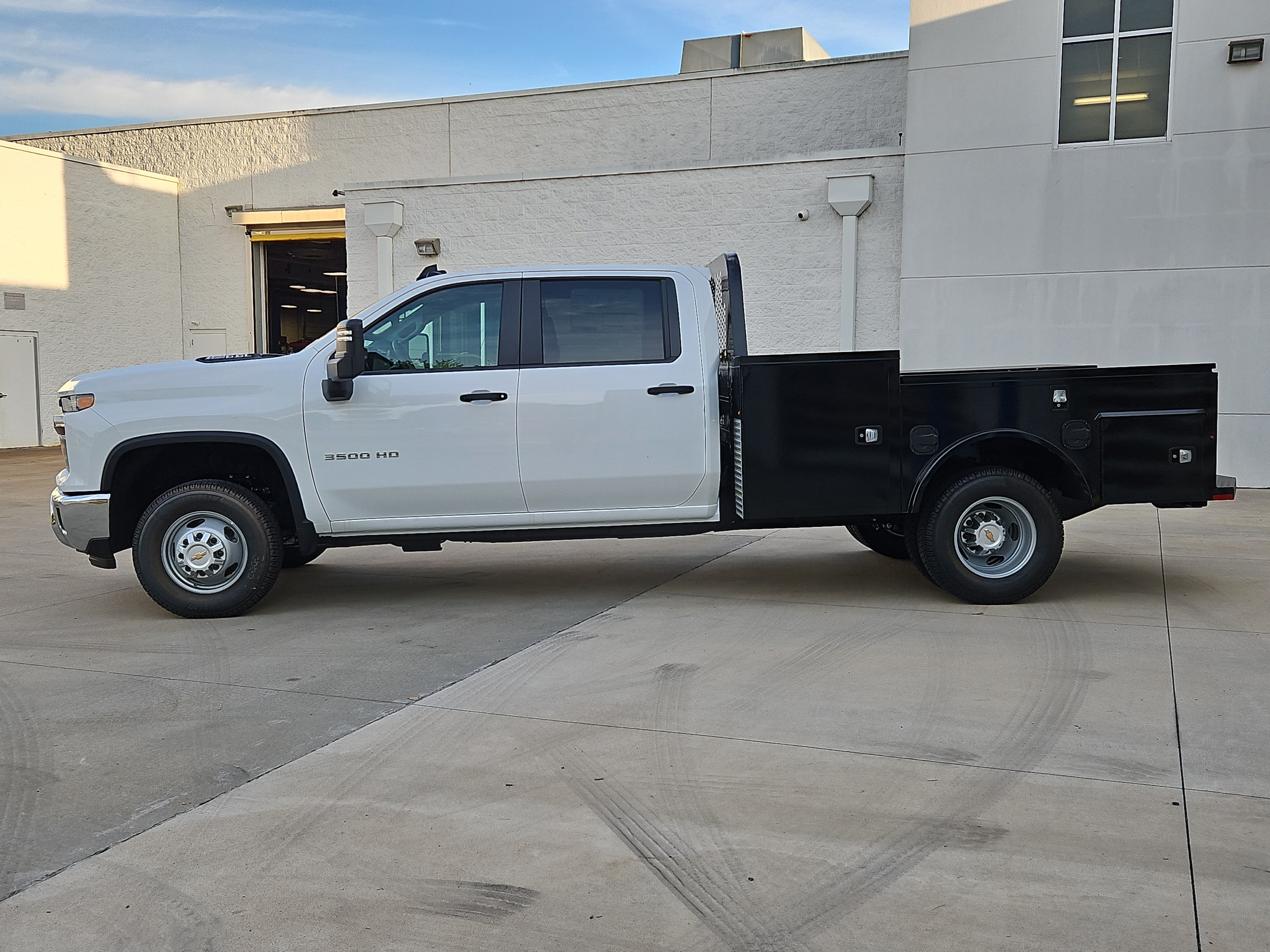 New 2026 Chevrolet Silverado 3500 W/T w/ WT Convenience Package AWD/4WD image 2