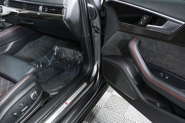 Used 2023 Audi S4 Premium Plus w/ Premium Plus Package image 25