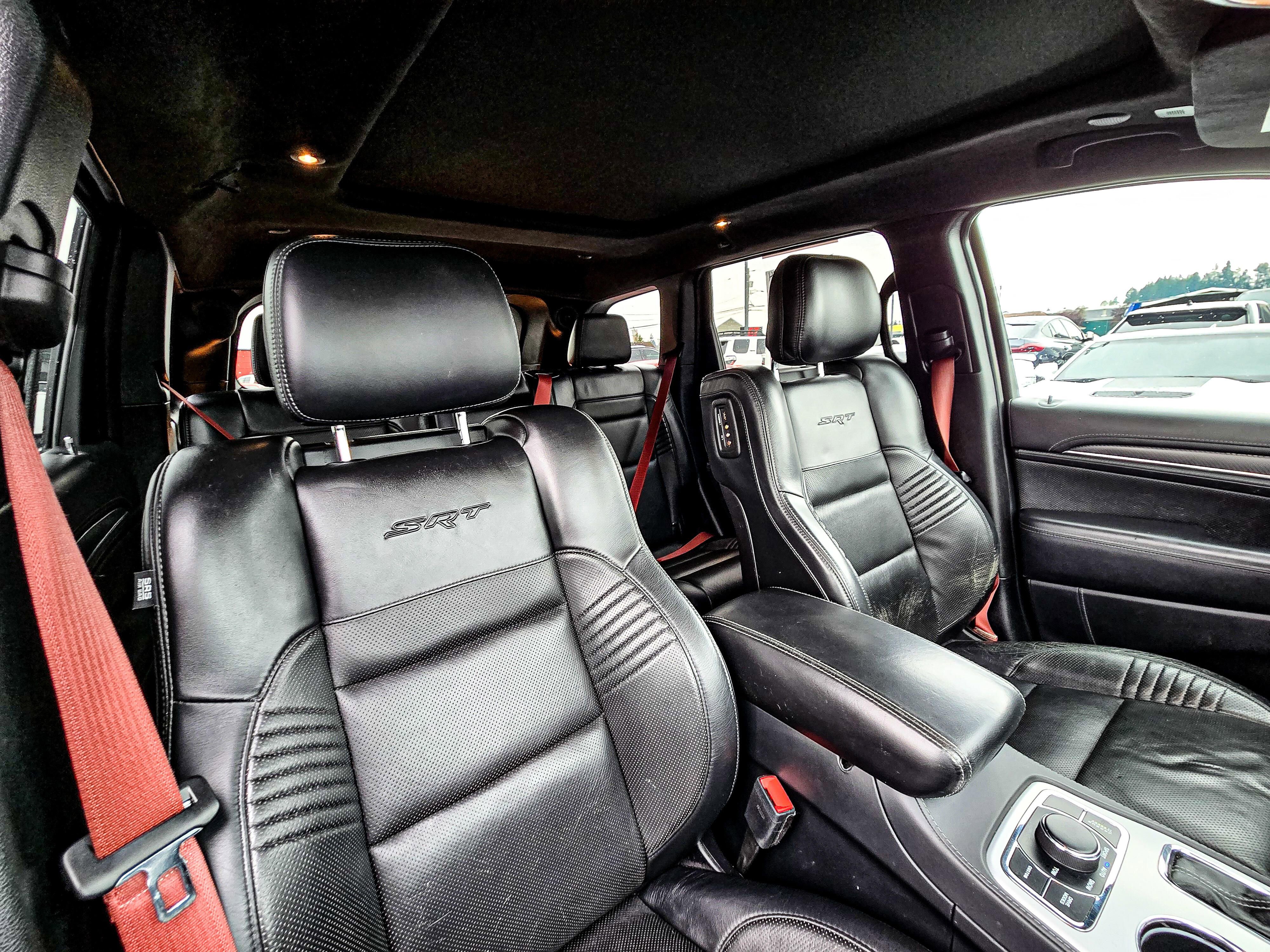 Used 2020 Jeep Grand Cherokee SRT image 16