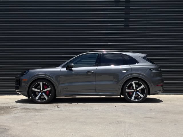 Certified 2026 Porsche Cayenne GTS AWD/4WD image 2