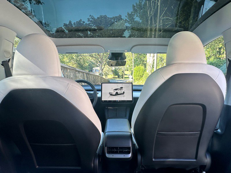 Used 2025 Tesla Model Y Long Range image 6
