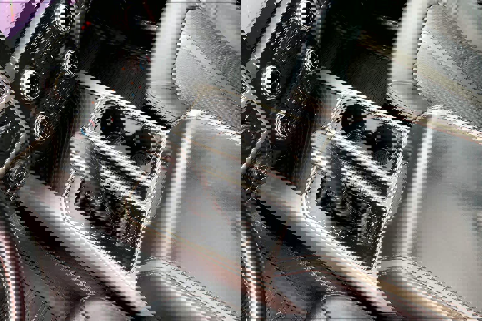 Used 2019 Ford F150 Platinum w/ Equipment Group 701A Luxury image 15