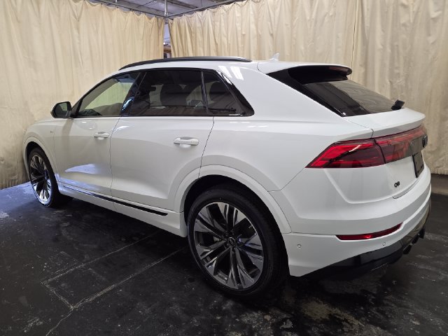 New 2027 Audi Q8 Premium Plus AWD/4WD image 8