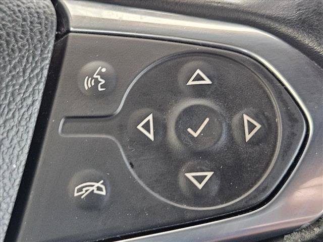 Used 2023 Chevrolet Traverse LT FWD image 21