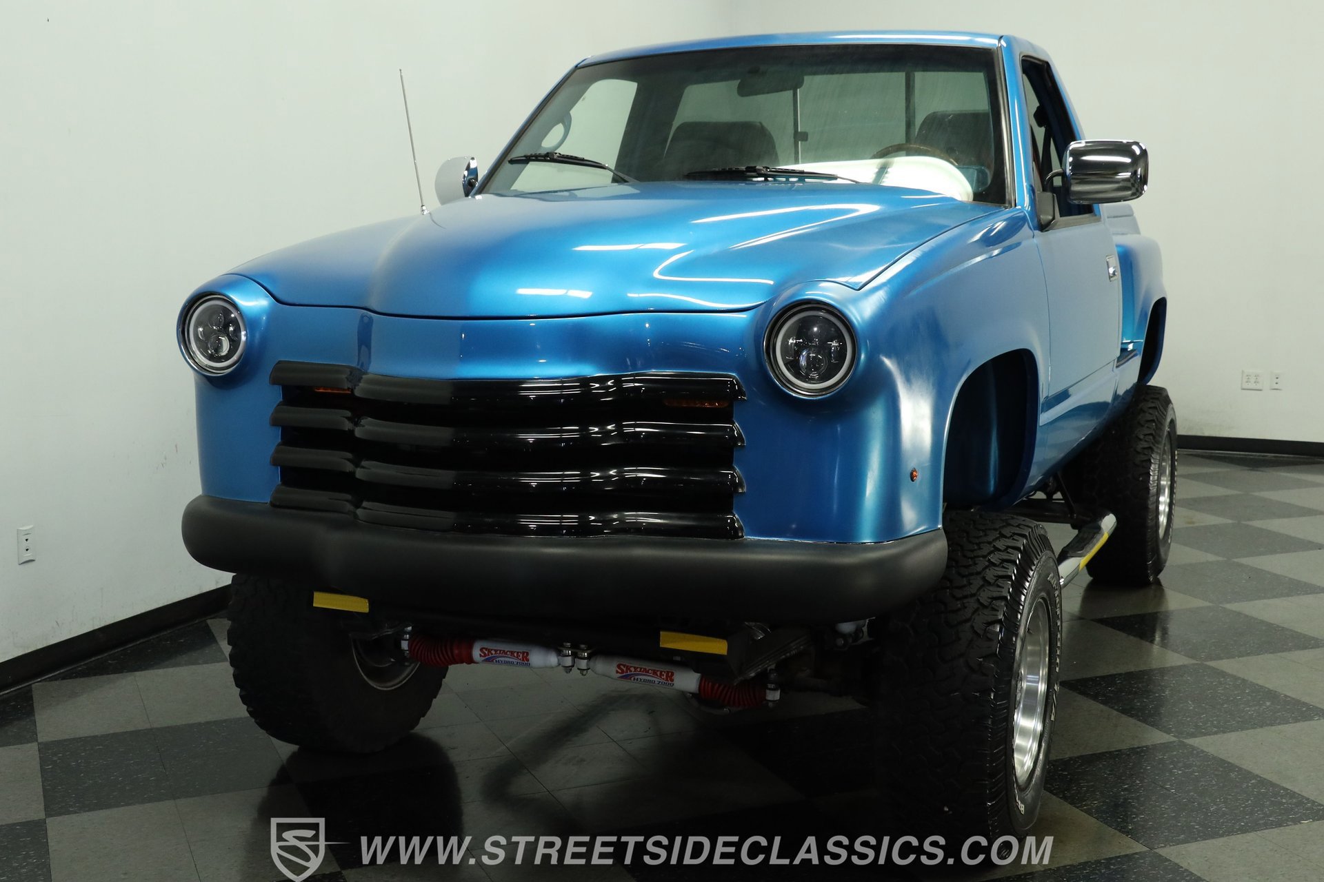 Used 1988 Chevrolet Silverado 1500 4x4 Regular Cab image 16