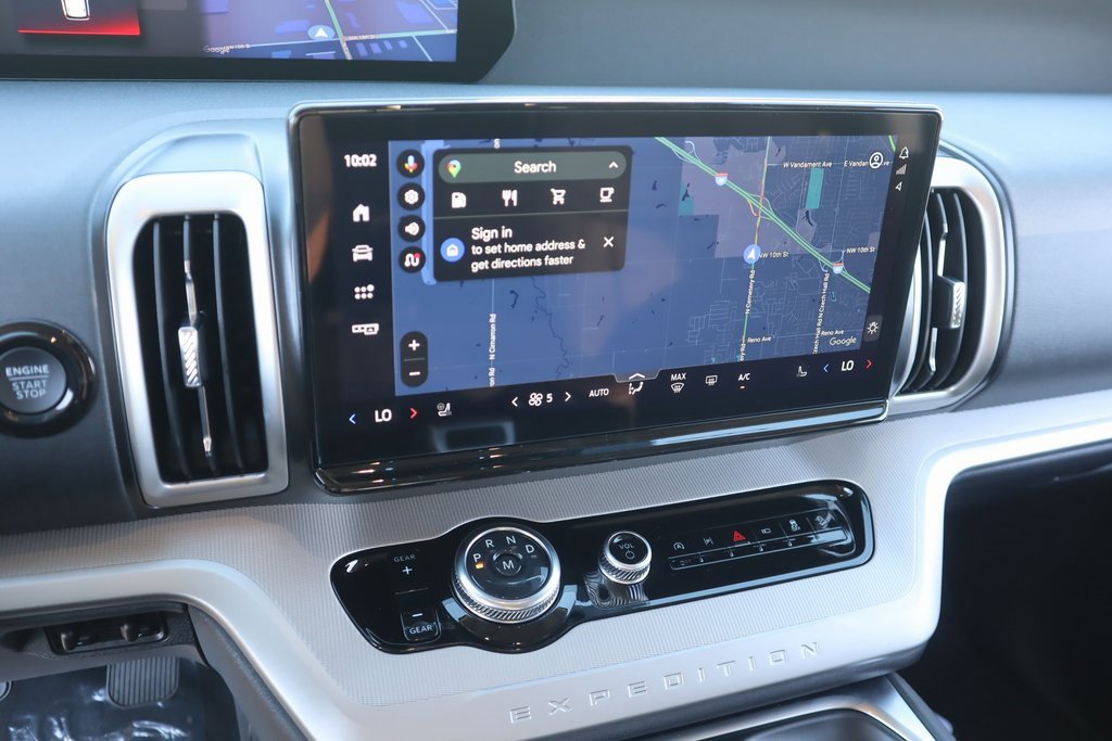 New 2025 Ford Expedition Active image 7