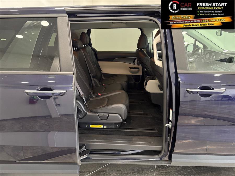 Used 2024 Kia Carnival LX image 62