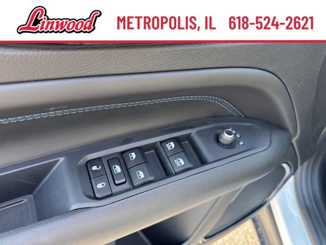 New 2025 Jeep Compass Latitude w/ Convenience Group image 15