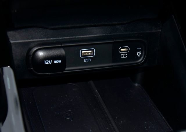 Used 2022 Kia Telluride S image 23