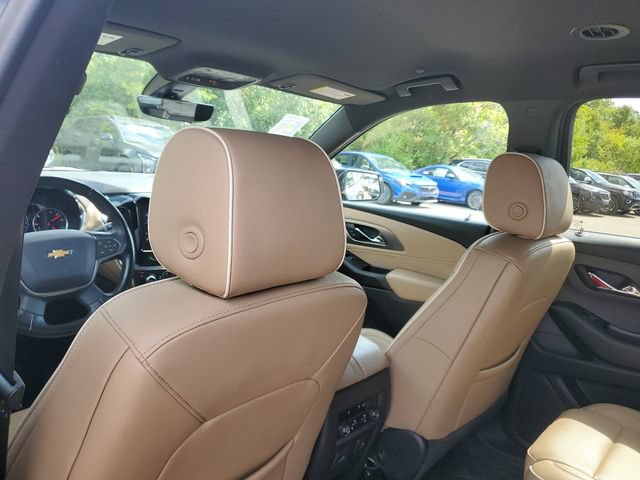 Certified 2022 Chevrolet Traverse Premier w/ LPO, Floor Liner Package FWD image 11