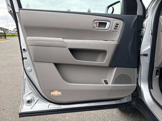 Used 2015 Honda Pilot Touring image 16