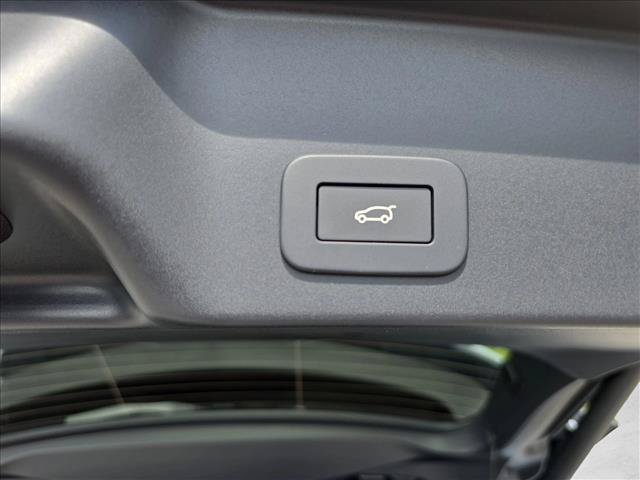 New 2026 Land Rover Range Rover Evoque S AWD/4WD image 13