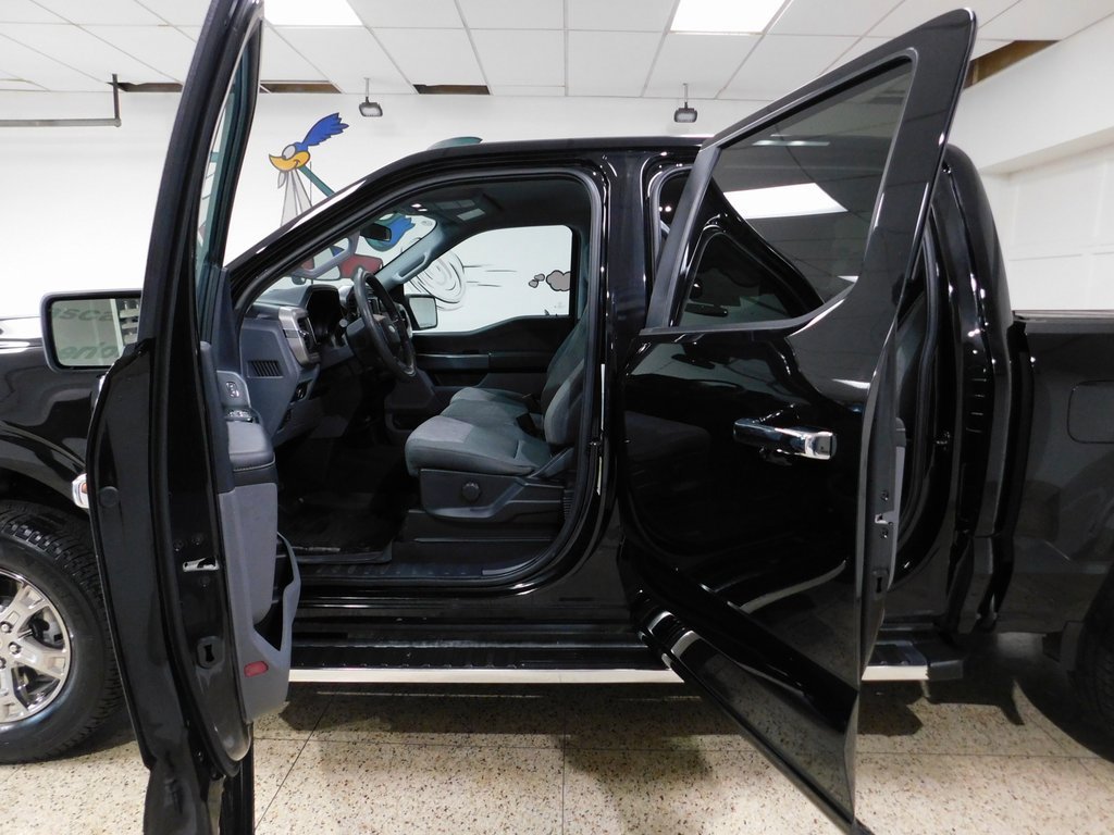 Used 2023 Ford F150 XLT w/ XTR Package image 25