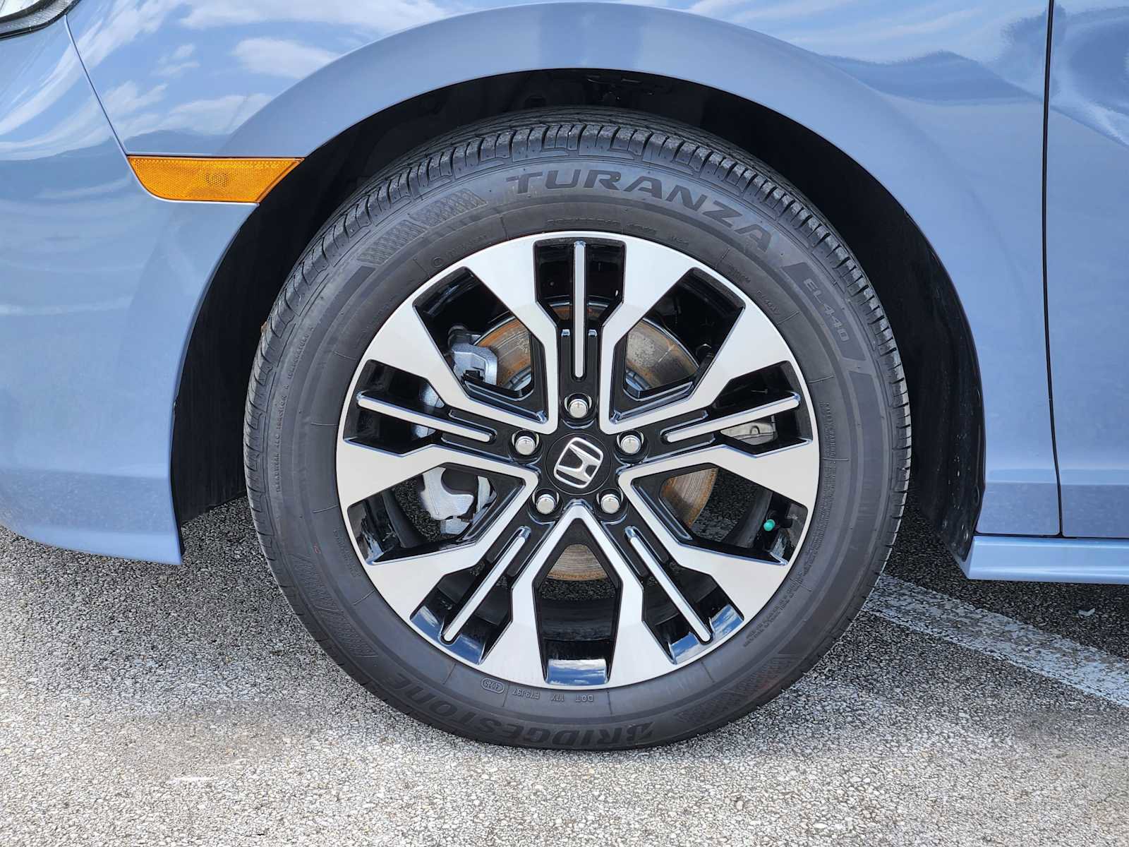 Used 2026 Honda Odyssey Elite image 9